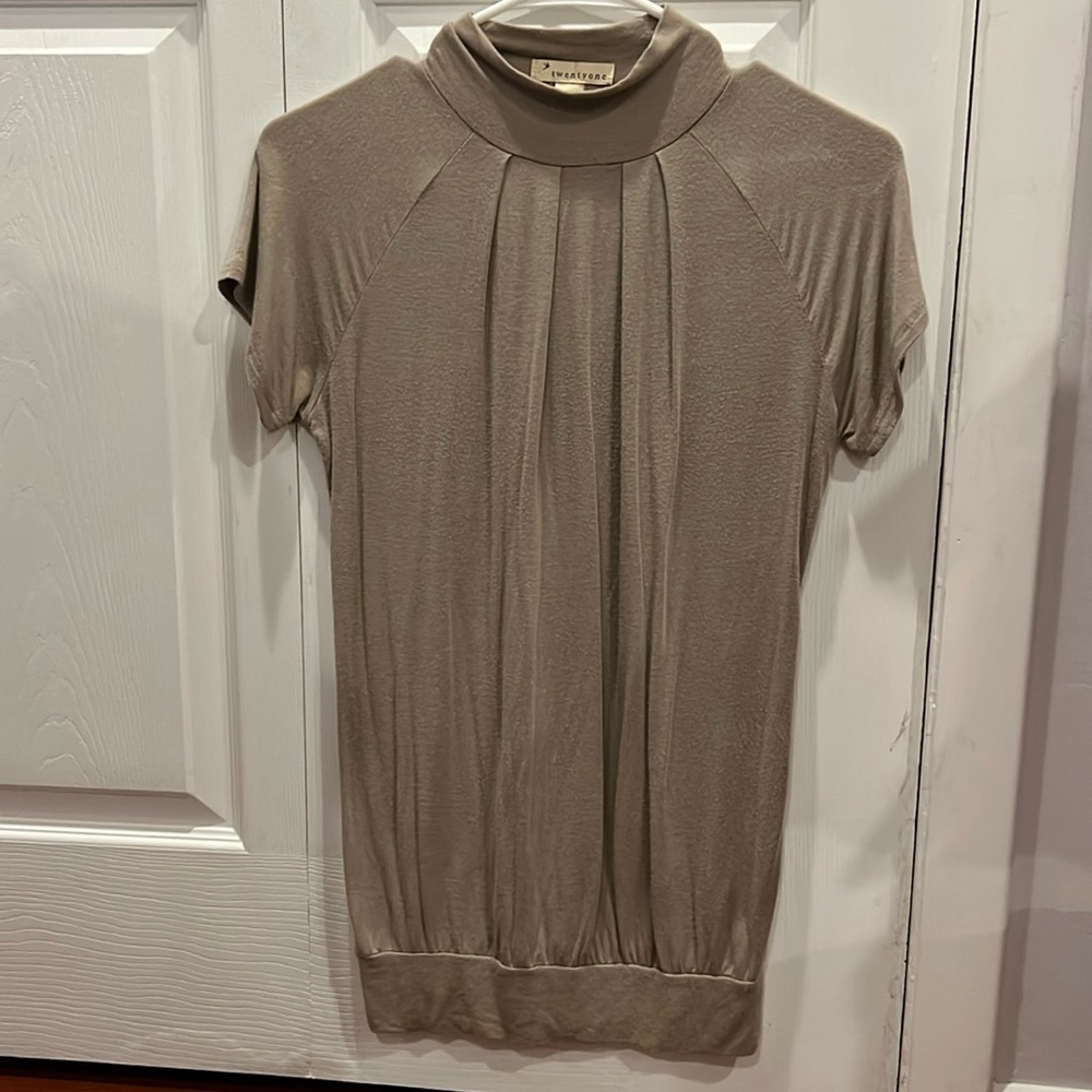 Twentyone women blouse. Size S